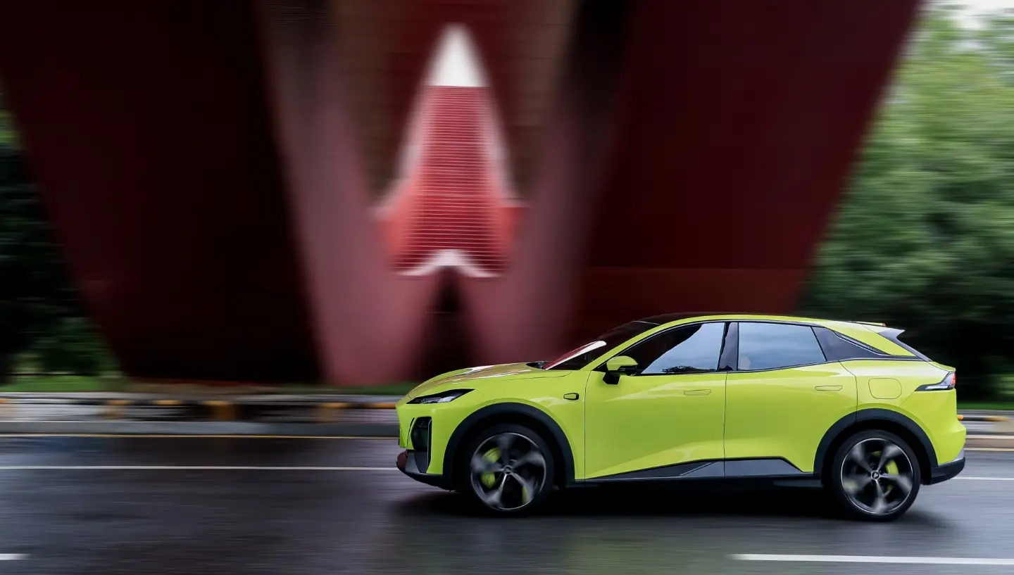 Cotiza una camioneta híbrida o eléctrica
